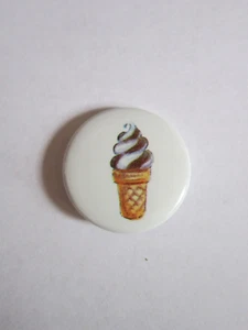 AMERICAN GIRL GRIN PIN Soft Ice Cream Cone Frozen Yogurt Collectible 1990s #86 - Picture 1 of 5