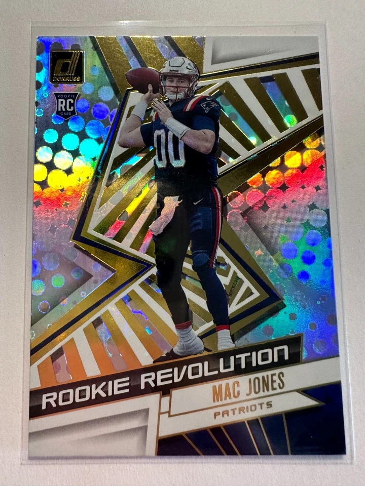 K69,345 - 2021 Donruss Rookie Revolution #9 Mac Jones - Image 1 of 1