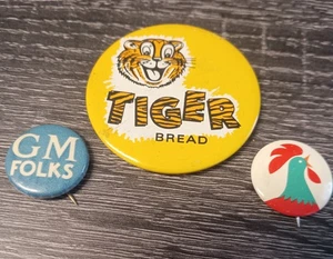 Vintage Werbepins, Corn Flakes, GM, Tigerbrot - Bild 1 von 5