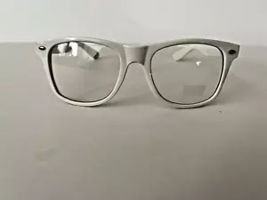 Clear Lens White Frame Wayfare Style Sunglasses Classic 80's Retro Vintage UV400 - Picture 1 of 9