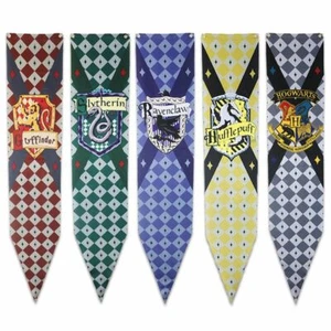Harry Potter Bunting Flag Banner Gryffindor Hogwarts Slytherin Ravenclaw - Picture 1 of 14