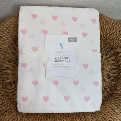 POTTERY BARN KIDS ORGANIC HEART SHEET SET, TWIN ~ PALE PINK - Image 1 of 4