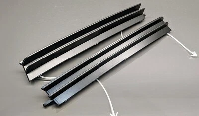 Kit rejilla derecha+izquierda BMW E31, antiguo BMW número de pieza: 51111970892 y 51111970891 Foto 1 de 4