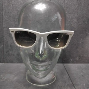 Ray Ban Wayfarer Rar Special Series #3 RB2140 1048/32 50/22 Comic Print Weiß Top - Picture 1 of 9