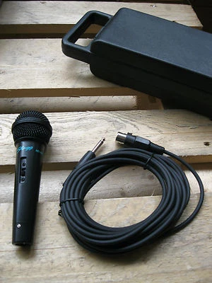 MIKROFON-SET-KABEL 3M-BOX-DYNAMISCHES MIKRO-BK-GESANGSMIKROFON-XLR-3POLIG-SDMP10 - Bild 1 von 4