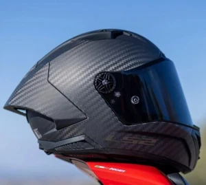LS2 THUNDER GP AERO MATT CARBON CASCO CARBONIO MOTO INTEGRALE RACING 22.06 TG M - Picture 1 of 4
