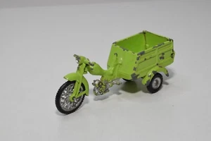 B68 1:43 ?? MODEL MIGNON VIVI CARRO SCOOTER BIKE GREEN FAIR COND. - Foto 1 di 9
