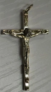 Crucifix, 48mm Silver Tone Metal Corpus & Cross, Made In Italy, Tracked Post - Picture 1 of 2