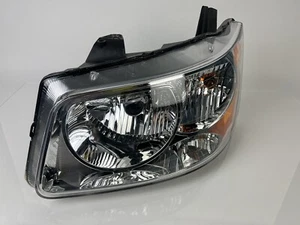 For 2006 2007 2008 2009 Pontiac Torrent Headlight Headlamp Driver Left Side - Picture 1 of 11