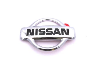 Genuine New NISSAN BONNET BADGE Hood Emblem Micra K11 2001-2002 62890-1F500 - Picture 1 of 3