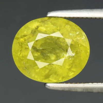 💎 3.09ct 9x7.5mm Oval Natural Yellowish Green Grossular Garnet - Africa Gem - Image 1 of 4