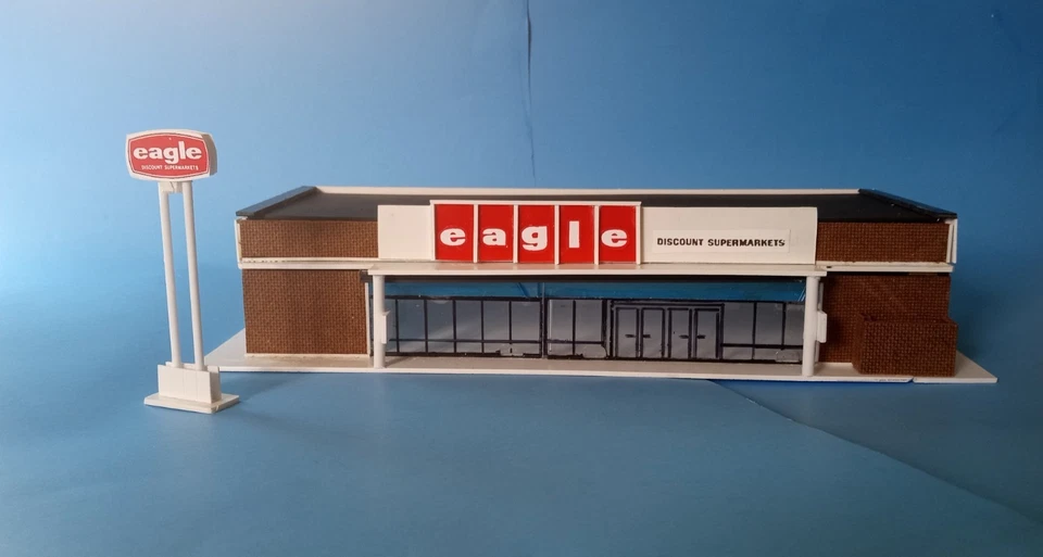 EAGLE Grocery Store Diorama; Scratch Built; Polystyrene & Wood - Image 1 of 4