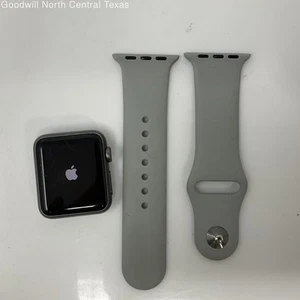 Apple Watch Series 1 38mm - Photo 1 sur 4
