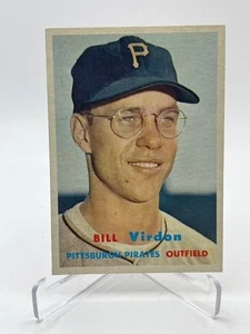 1957 Topps Bill Virdon #110 Piratas de Pittsburgh de colección Set Break - Imagen 1 de 2