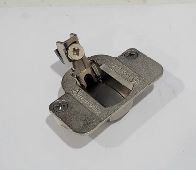 AMEROCK 2010E-32, 35 mm 120 Degree Hinge, Self Closing BLEMISHED! - Image 1 of 4