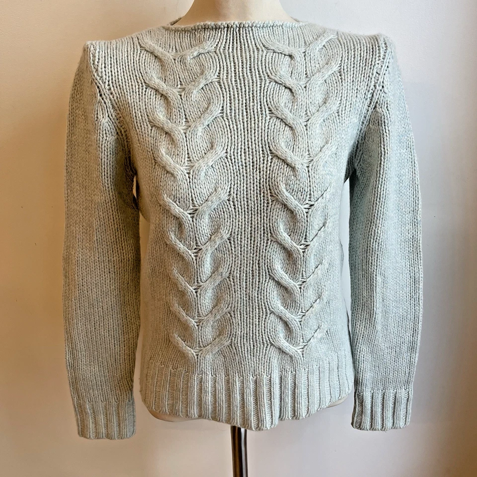 Suéter tejido con cable Saks Fifith Avenue cachemir seda lana azul crema Italia mediano Foto 1 de 4