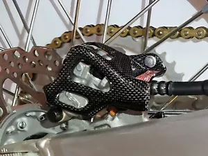 LIGHTSPEED REAR CALIPER GUARD, YAMAHA FACTORY SPEC, YZ125 AND YZ250 2022-2025 - Picture 1 of 15