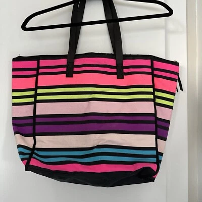 维多利亚的秘密海滩包大号手提包收藏品礼物 — 第 1/4 张图片