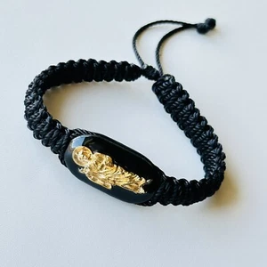 Pulsera Negra Con San Judas Tadeo Oro Laminado Tejida Doble Macramé - Imagen 1 de 7