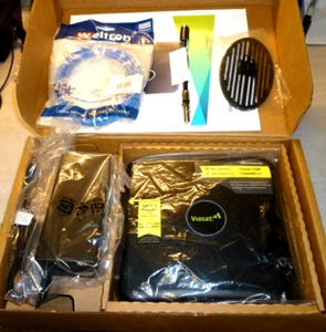 ViaSat Exede Satellite Modem Router RM5110R-032 NEW / COMPLETE - Picture 1 of 6