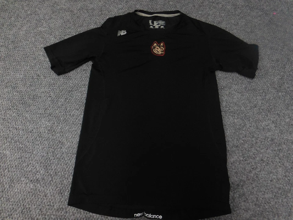 Camisa New Balance Para Hombre Mediana Negra Gráfico Logo Bestia Compresión Foto 1 de 4