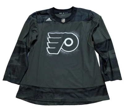 Camiseta deportiva de hockey Adidas Philadelphia Flyers militar saludo camuflaje para hombre 52 EI2449 Foto 1 de 4