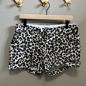Old Navy Women's Mid-Rise Leopard-Print Everyday Shorts -- 3.5in inseam size 12 - Picture 1 of 4