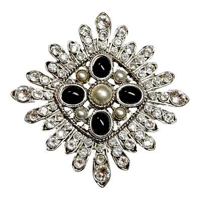Broche Kenneth Jay Lane Muestra Original Cabujón Negro Perla Cristal 2.5" EE. UU. Foto 1 de 4