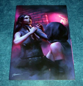 SIRENS GATE #1 I 1:10 Virgin Variant 1st Print DYNAMITE 2022 SHANNON MEAR NM - Bild 1 von 1