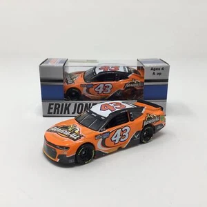Erik Jones 2021 Armor All 1:64 Diecast - Picture 1 of 2