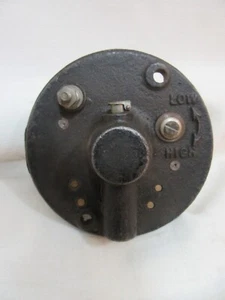 NORS 1930s Chevrolet Adjustable 3rd Brush Generator Commutator End Plate - Bild 1 von 4