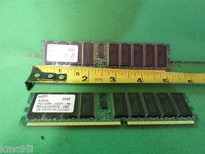 Dell PowerEdge 2650 Server Power Edge 1GB x2 = 2GB Total RAM DDR PC2100 Samsung - Picture 1 of 1