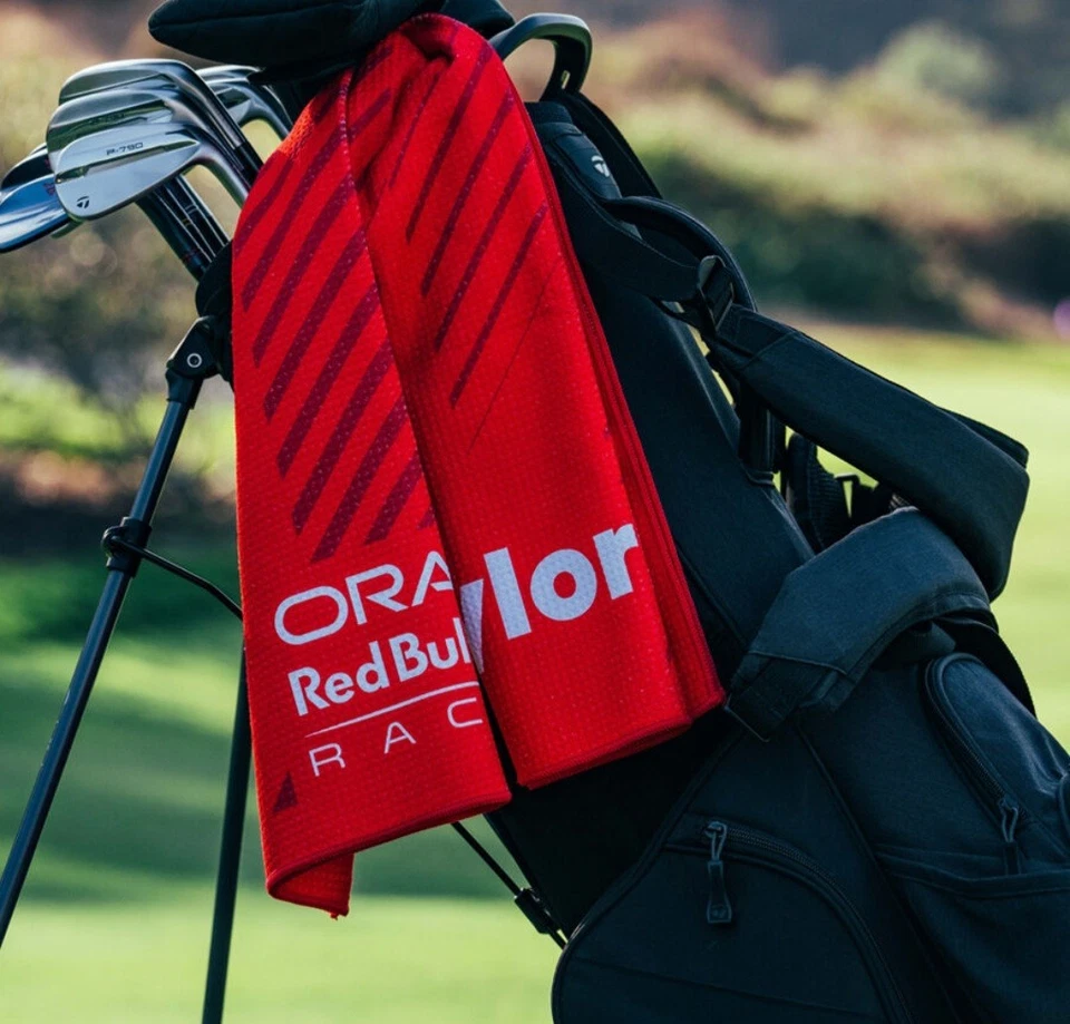 TaylorMade Oracle 红牛赛车超细纤维高尔夫毛巾 TM25 TM×ORBR 售罄 — 第 1/4 张图片