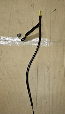 2006 07 08 Chevrolet IMPALA Monte Carlo SS 5.3 Ls4 Engine Oil Dipstick Tube V8 - Image 1 of 4