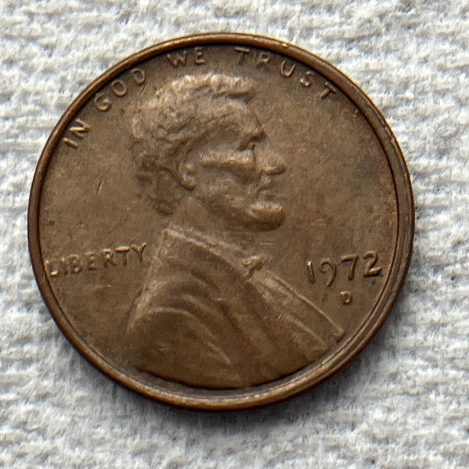 1972 D Lincoln Cent DDO Half Front Side - Image 1 of 4