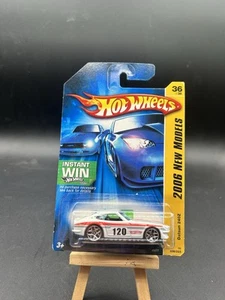 Hot Wheels 2006 New Models #36 Datsun 240Z Pearl White w/ Y5s - Picture 1 of 3