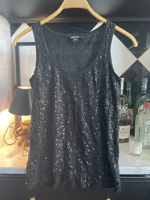 DKNY DONNA KARAN FABOULOUS CAMISETA SIN MANGAS DE LENTEJUELAS NEGRA Y bufanda infinita a juego Foto 1 de 4