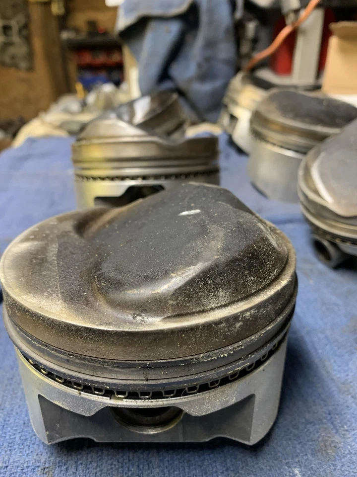 Pistones forjados BBC Chevy 454 Foto 1 de 3