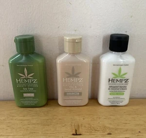 X3 Hempz Kräuter Körper Feuchtigkeitscreme 2,25oz EA Teebaum/Süße Mandel/Schlagsvanille - Bild 1 von 5