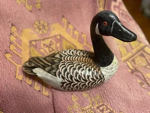 Contemporary Hand Painted Wooden Goose  Decoy from Maryland (unsigned) - Picture 1 of 7