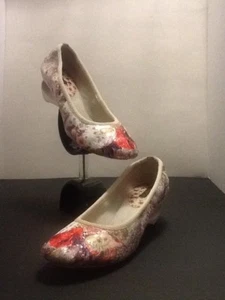 Clean EUC Louis Vuitton Floral Multicolor Heels Stretchy Band 39 Sz US 8 - Picture 1 of 11
