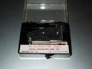 Presto #30 Stapler set with #165 Staples. Made by Metal Specialties Mfg., Co. - Picture 1 of 9