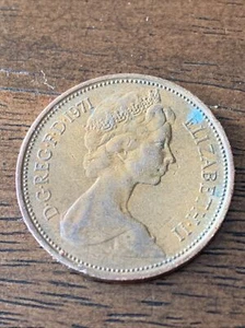 1971 2 NEW PENCE 1971 Coin Rare - Picture 1 of 6