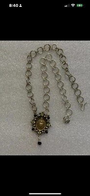 VSA Vírgenes Santos y Ángeles - Collar Betty con Medallón Sagrado Corazón Foto 1 de 4