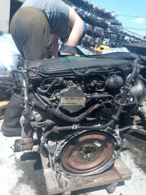 Used Engine Complete Assembly fits: 2015 Mercedes-benz Mercedes c-class 204 Type Foto 1 de 4