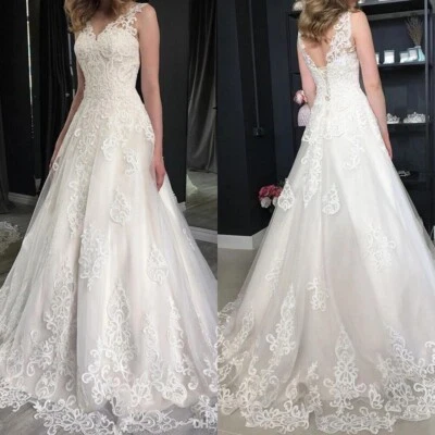 Elegant A-Line Wedding Dresses V-Neck Sleeveless Lace Appliques Bridal Gowns - Image 1 of 4