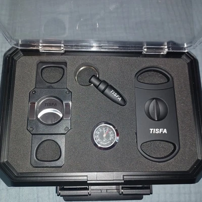 Reise Zigarren Humidor Set mit 2 Multifunktionsschneidern, Locher, Hygrometer  - Bild 1 von 4