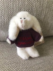 Boyds Bears 4" Mini Peluche Mensaje Conejo "Merci" Gracias Racimos Etiquetas - Imagen 1 de 4
