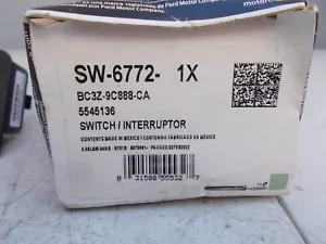 New Motorcraft Cruise Control Switch SW-6772 - Picture 1 of 3