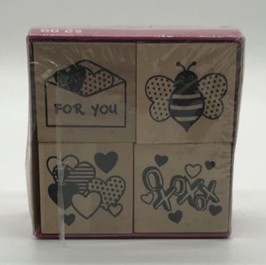 San Valentino Set 4 francobolli in legno 2018 (strappati in plastica) - Foto 1 di 4